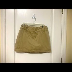 New York & Company Skort. Size 6